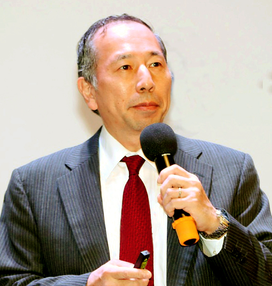 須田晟雄